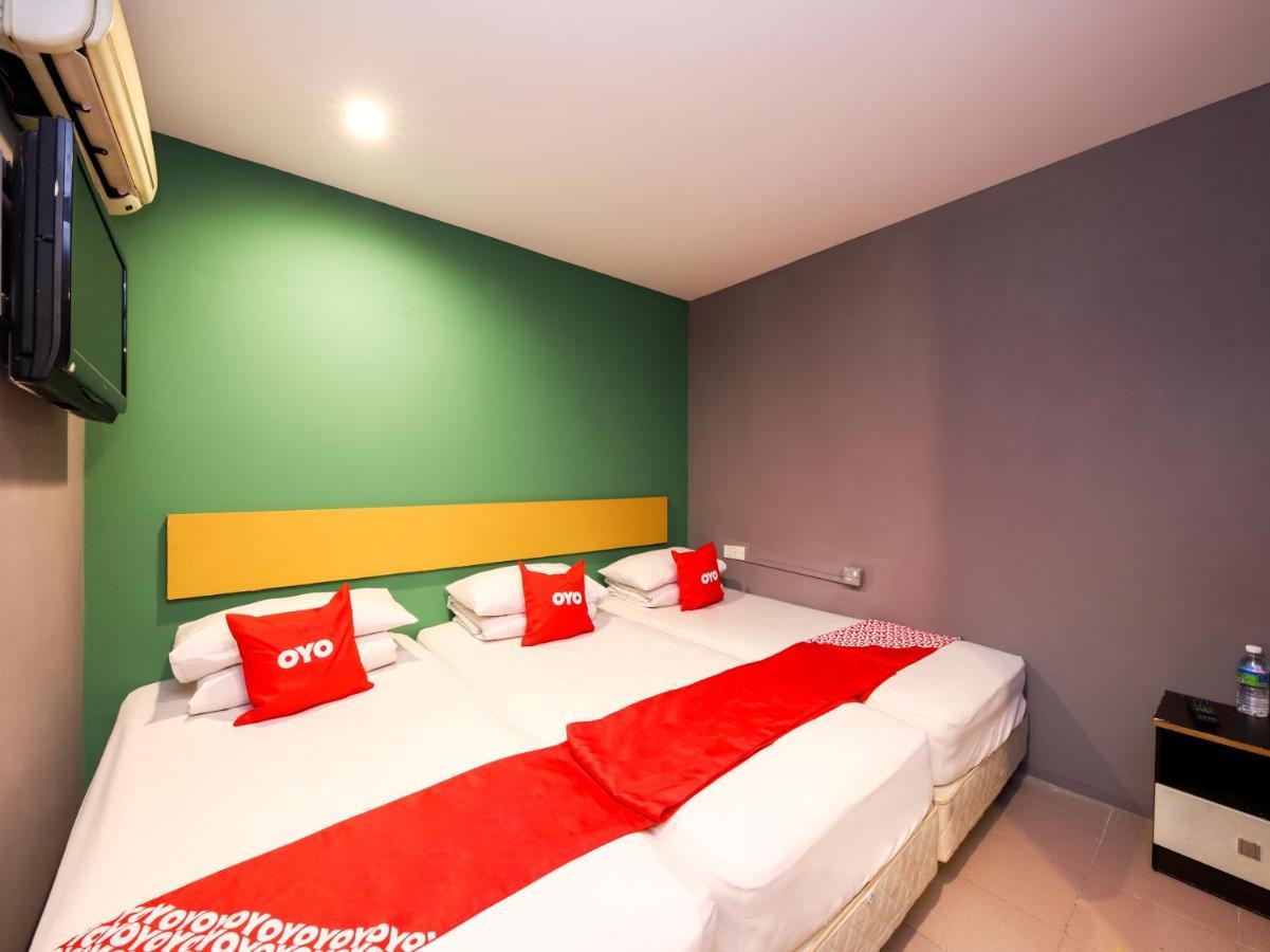 Oyo 89688 Alor Street Hotel Kuala Lumpur Exterior foto
