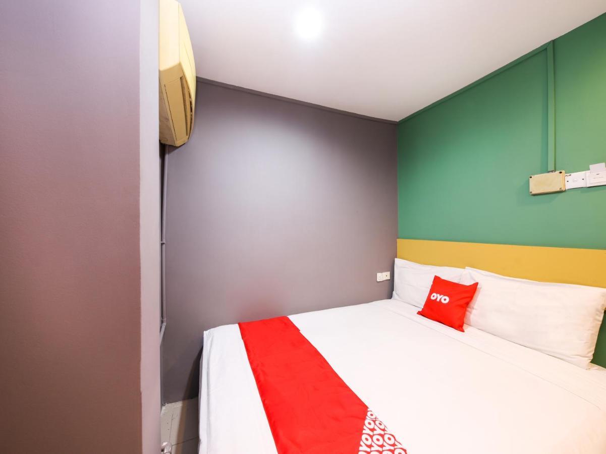 Oyo 89688 Alor Street Hotel Kuala Lumpur Exterior foto